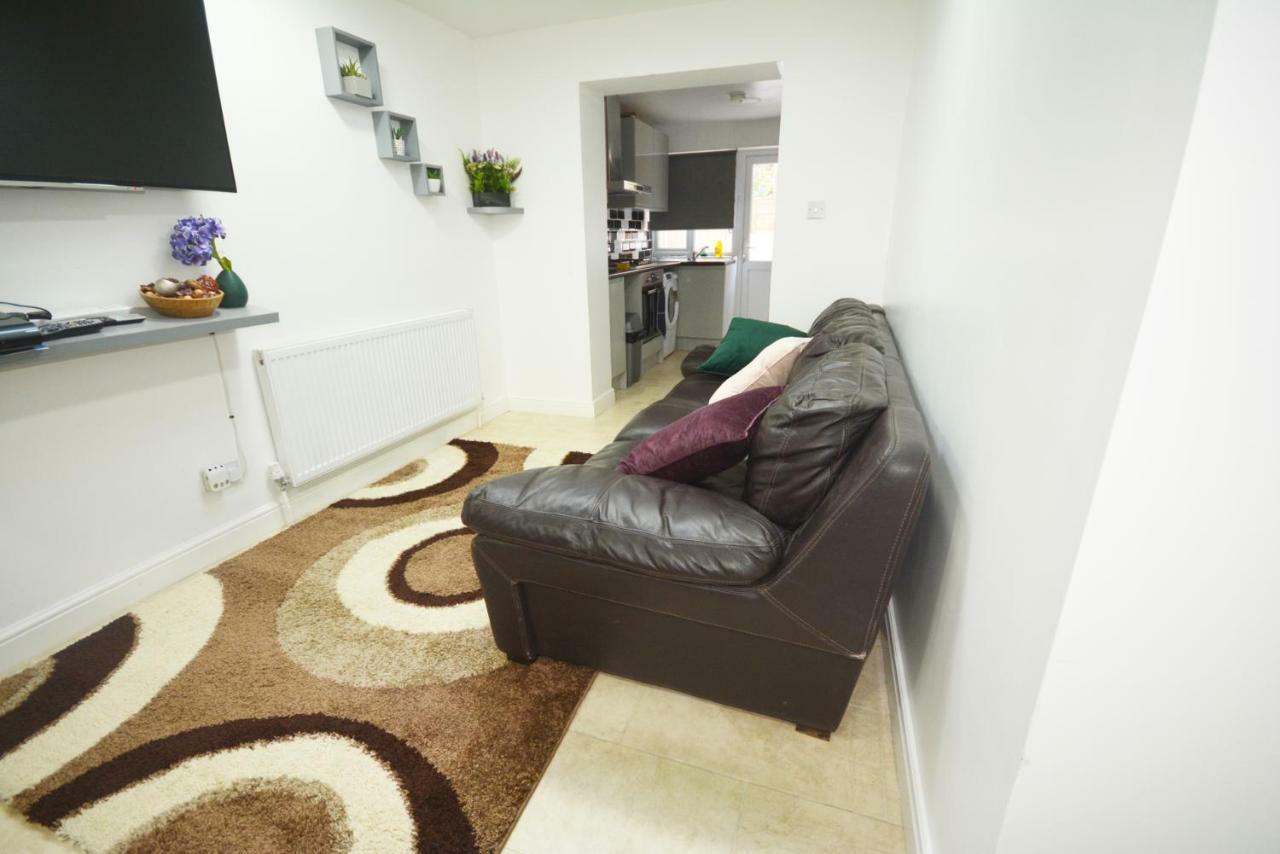 London Zone 2 Three Bedroom Apartment Exterior foto